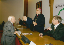 Kapituła Nagrody: ks. prof. Jerzy Pałucki, prof. Andrzej Stelmachowski, bp Alojzy Orszulik, prezes Zenon Sułecki